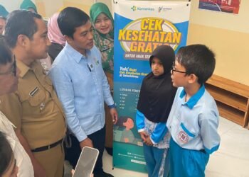 Wamenkes tinjau CKG sekolah