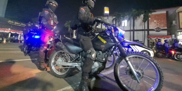Ratusan Aparat TNI-Polri Gelar Patroli Skala Besar di Depok, Antisipasi Aksi Anarkis