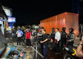 Pedagang Ketoprak di Depok Babak Belur, Gerobak Hancur Akibat Amukan Pembeli