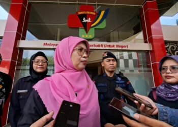 Kadinkes, Mary Liziawaty