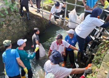 Sungai Cipinang Jadi Fokus, Menteri LH Ajak Warga Depok Jaga Kebersihan