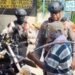 Polisi Humanis di Depok, Lansia Penjual Kerupuk Dibantu hingga Dagangannya Ludes
