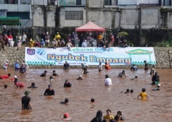 Meriah! Ngubek Empang di Tiga Lokasi Sukses Sedot Ribuan Warga Depok